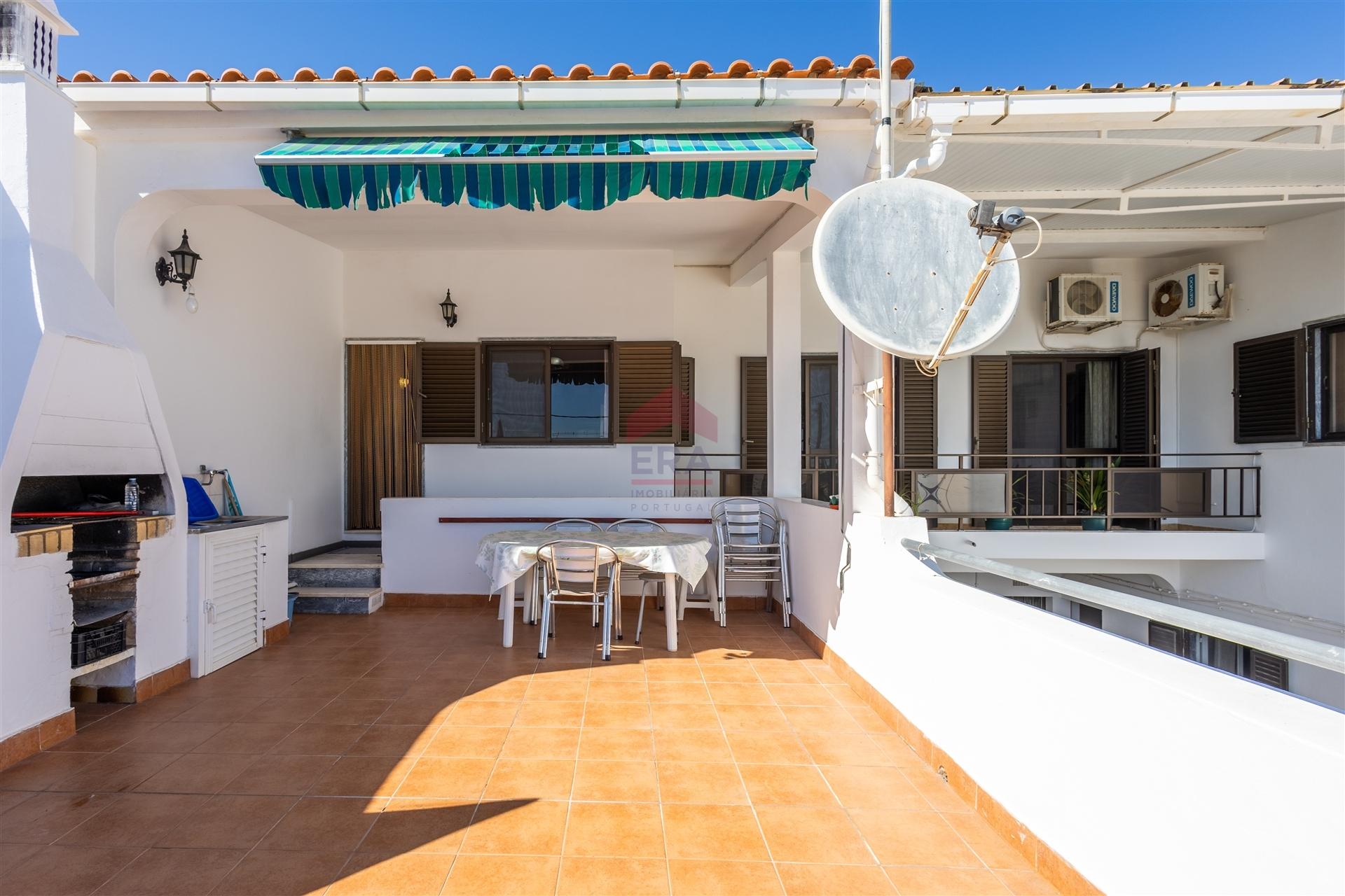 Moradia T5 Venda em Faro (Sé e São Pedro),Faro