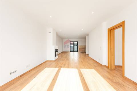 Moradia em Banda T3 Venda em São Brás de Alportel,São Brás de Alportel