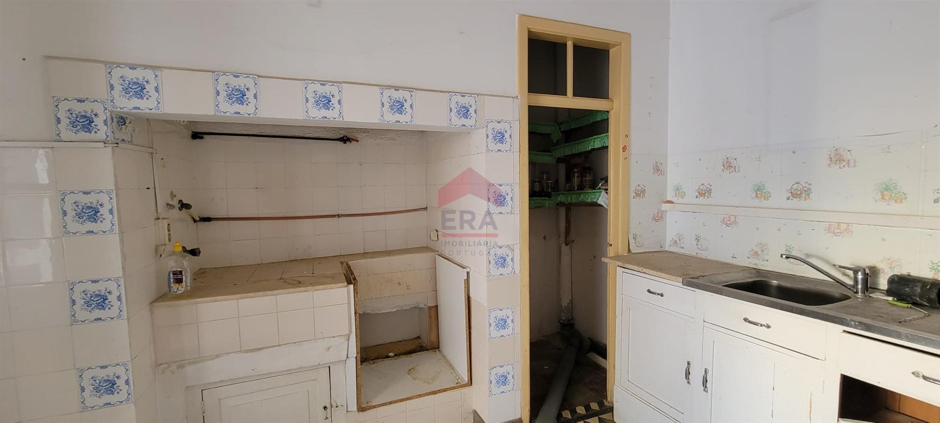 Moradia Geminada T6 Venda em Faro (Sé e São Pedro),Faro