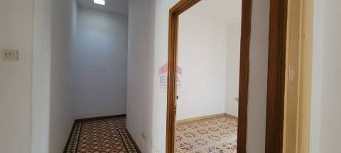 Moradia Geminada T6 Venda em Faro (Sé e São Pedro),Faro