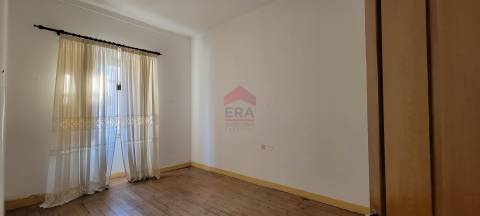 Moradia Geminada T6 Venda em Faro (Sé e São Pedro),Faro