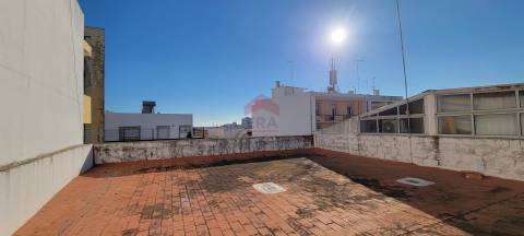 Moradia Geminada T6 Venda em Faro (Sé e São Pedro),Faro