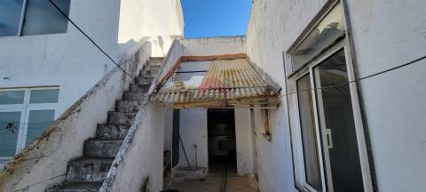 Moradia Geminada T6 Venda em Faro (Sé e São Pedro),Faro