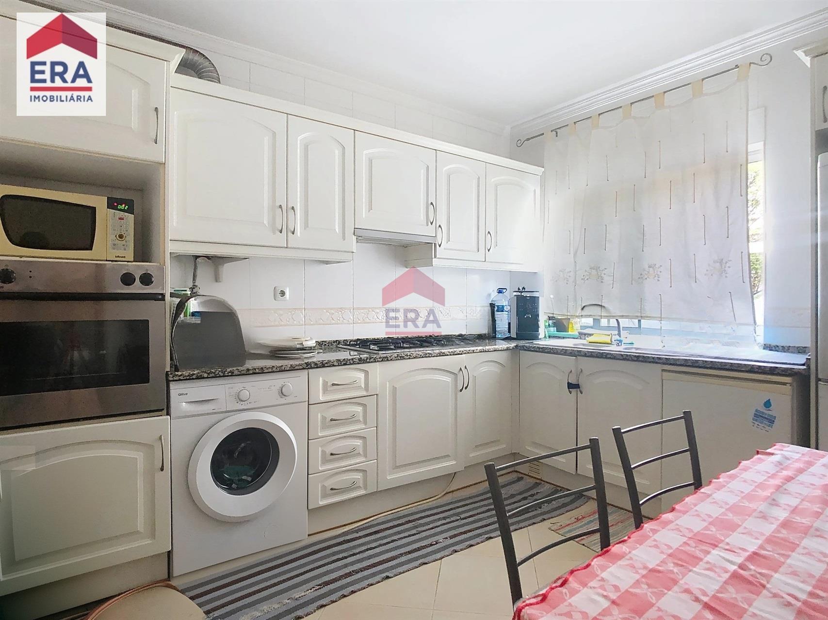 Apartamento T2 Venda em Quarteira,Loulé