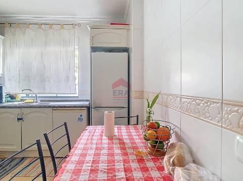 Apartamento T2 Venda em Quarteira,Loulé
