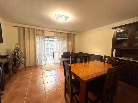 Moradia em Banda T2 Venda em Vila Nova de Cacela,Vila Real de Santo António