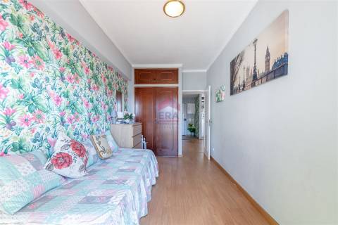 Apartamento T0+2 Venda em Quarteira,Loulé