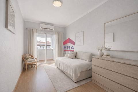Apartamento T0+2 Venda em Quarteira,Loulé