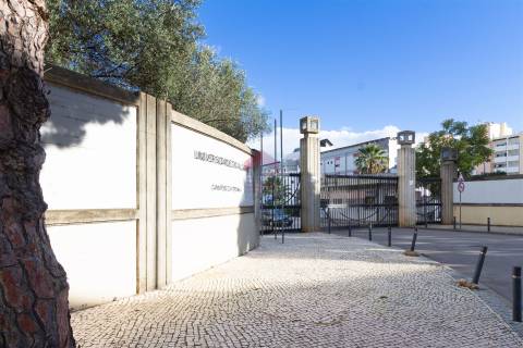 Apartamento T2 Venda em Faro (Sé e São Pedro),Faro