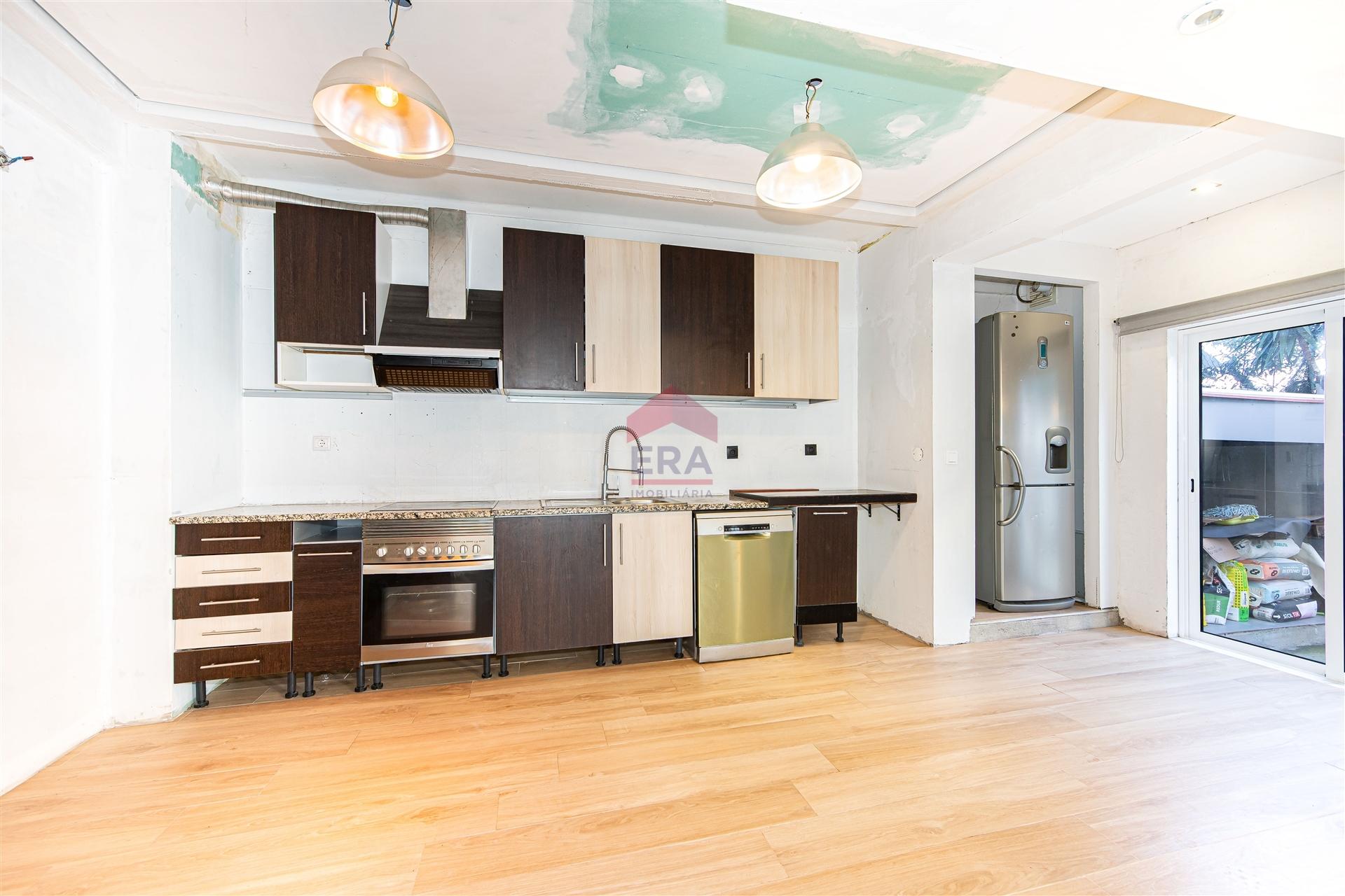 Apartamento T2 Venda em Quarteira,Loulé