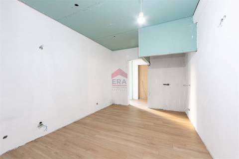 Apartamento T2 Venda em Quarteira,Loulé