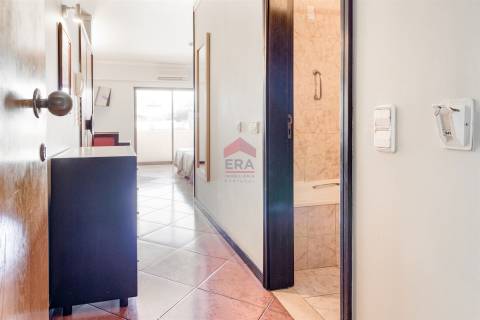 Apartamento T0 Venda em Albufeira e Olhos de Água,Albufeira