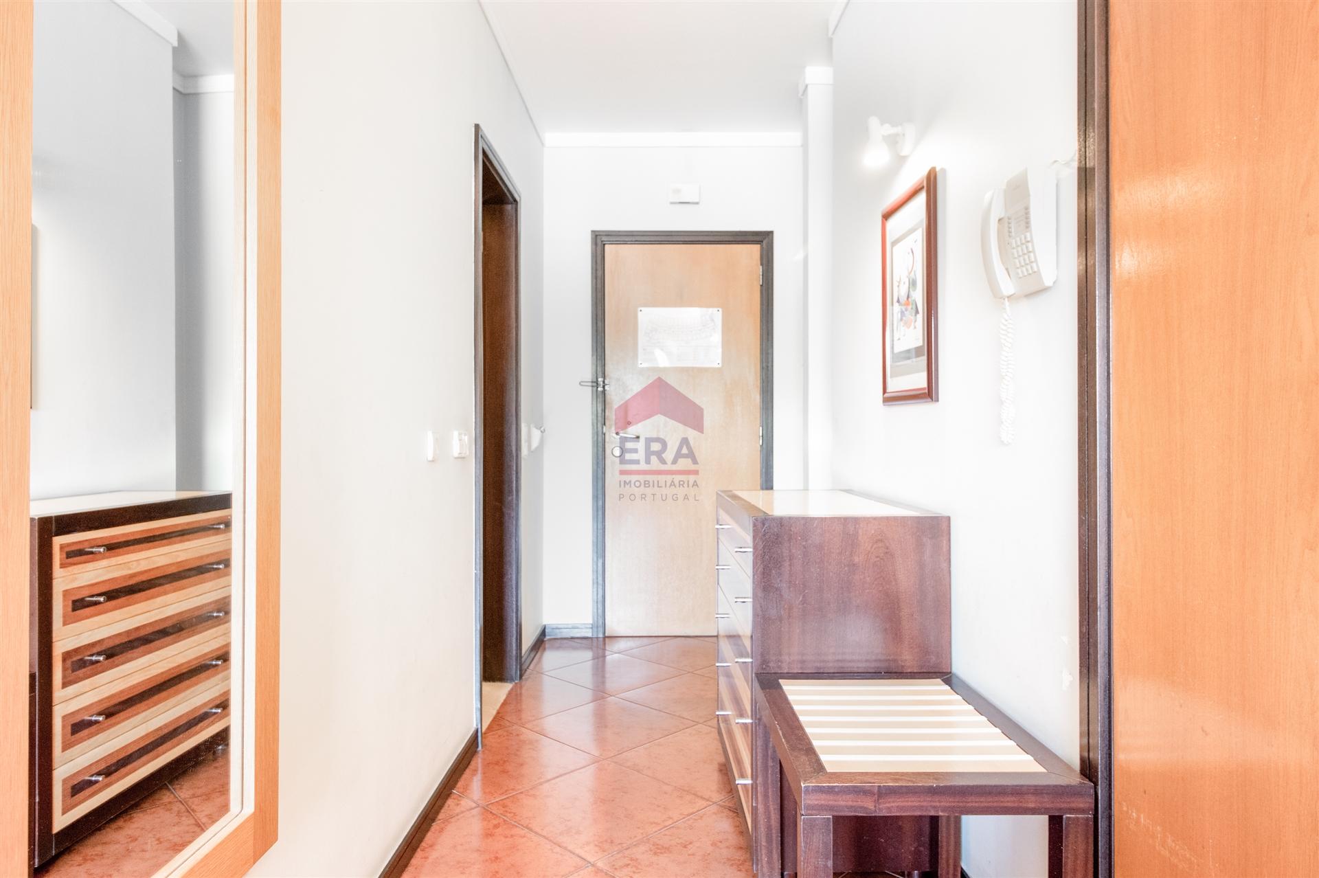 Apartamento T0 Venda em Albufeira e Olhos de Água,Albufeira