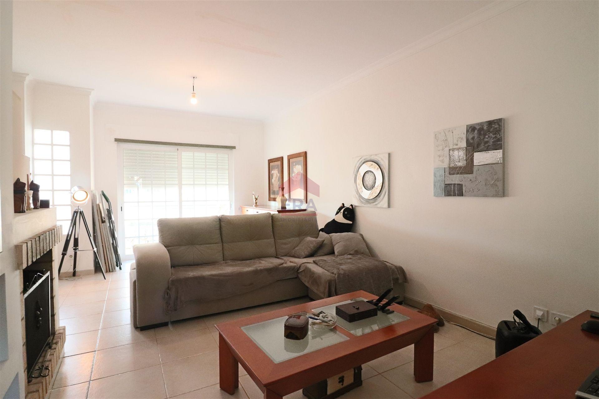 Moradia em Banda T2 Venda em Salir,Loulé