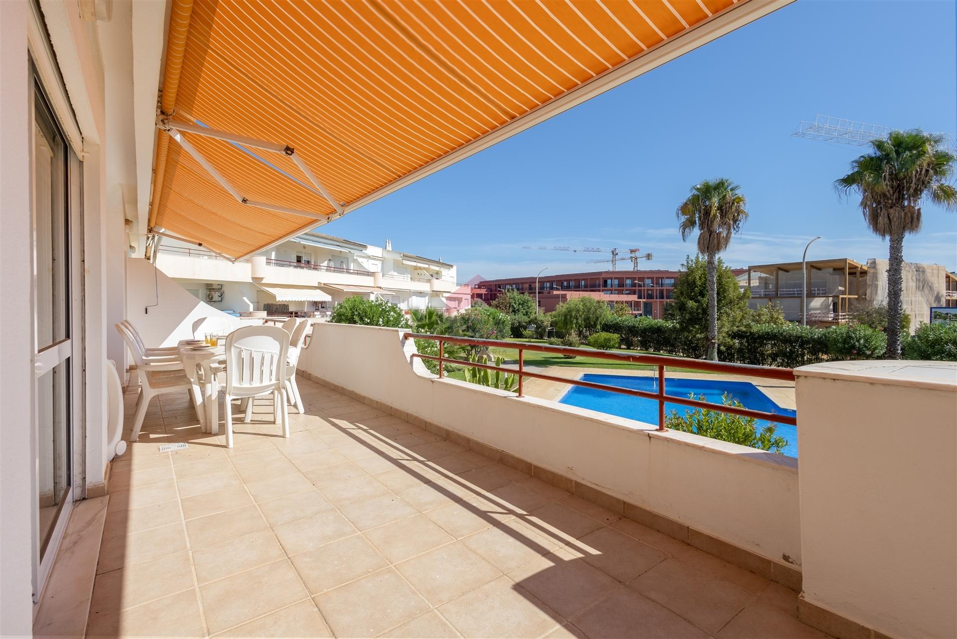 Apartamento T2 Venda em Quarteira,Loulé