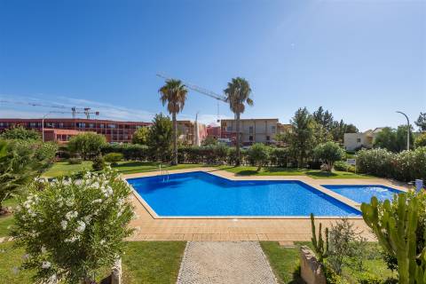 Apartamento T2 Venda em Quarteira,Loulé