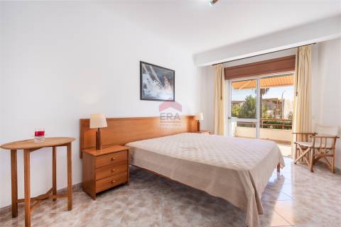 Apartamento T2 Venda em Quarteira,Loulé