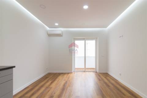 Apartamento T2 Venda em Armação de Pêra,Silves