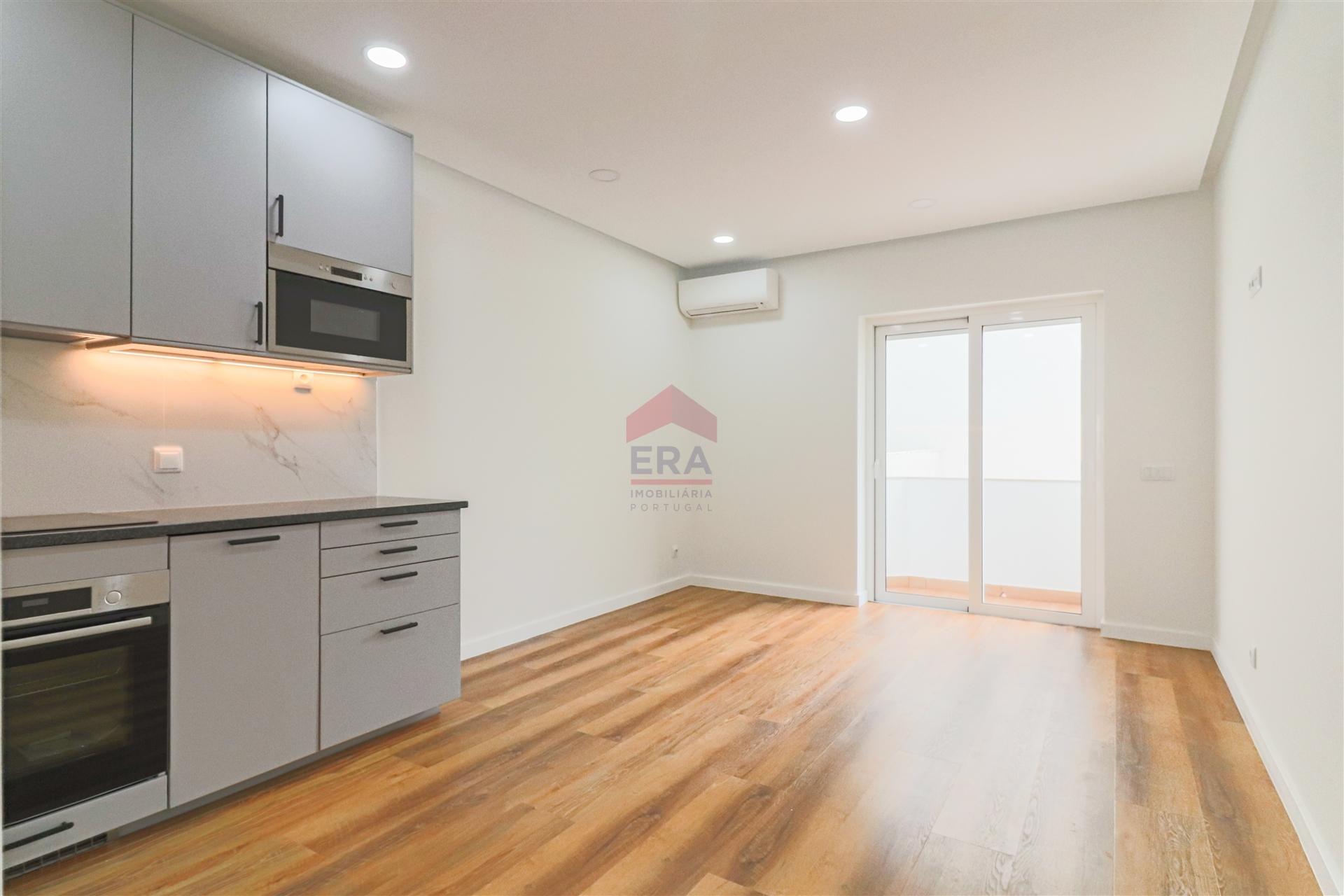 Apartamento T2 Venda em Armação de Pêra,Silves