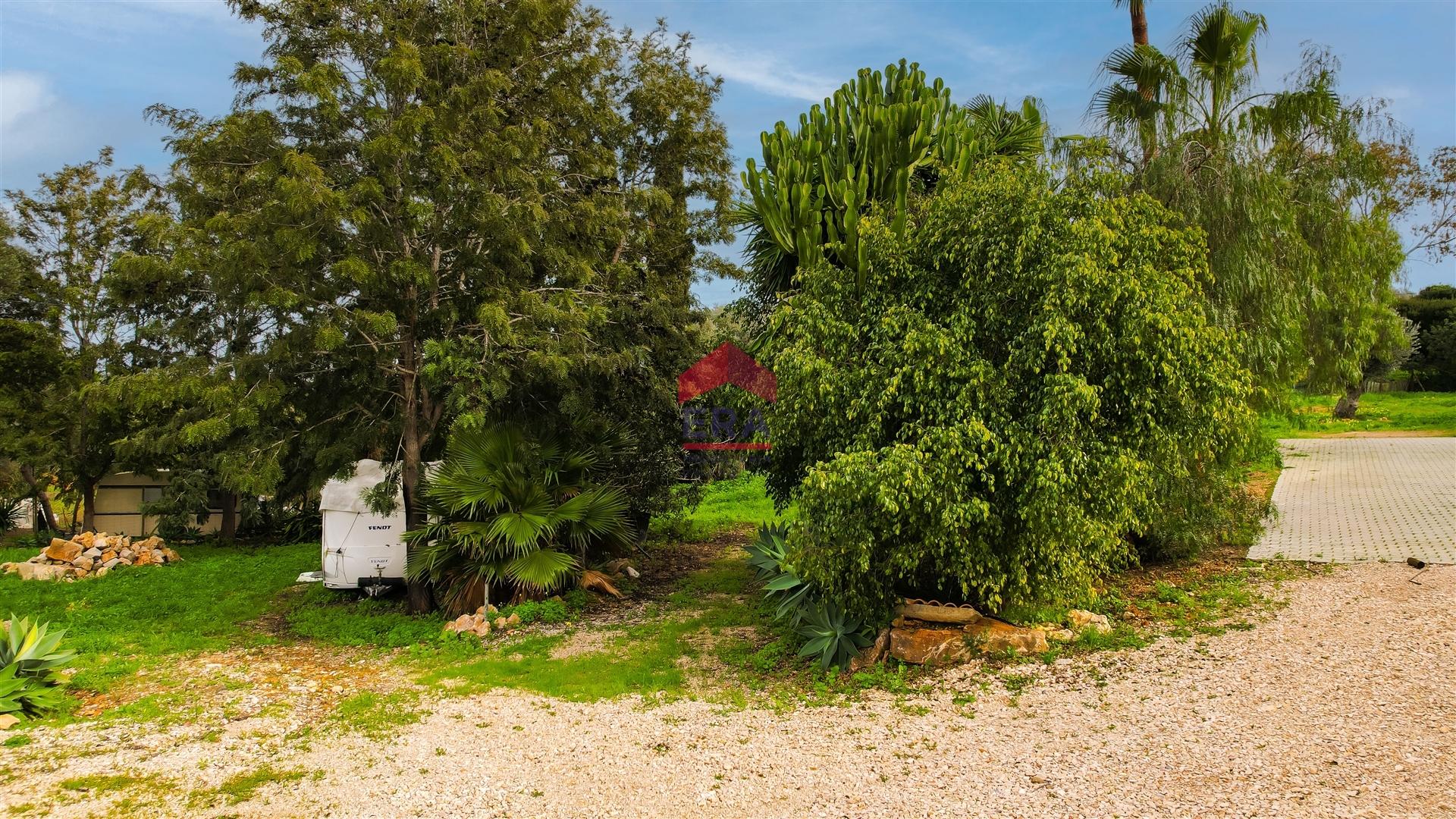 Armazém T5 Venda em Moncarapacho e Fuseta,Olhão
