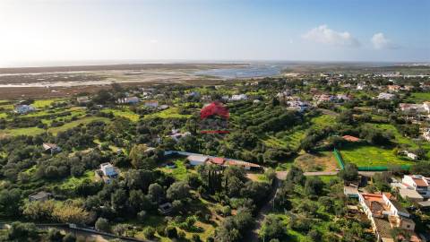 Armazém T5 Venda em Moncarapacho e Fuseta,Olhão
