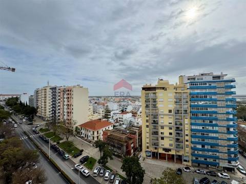 Apartamento T4 Venda em Faro (Sé e São Pedro),Faro