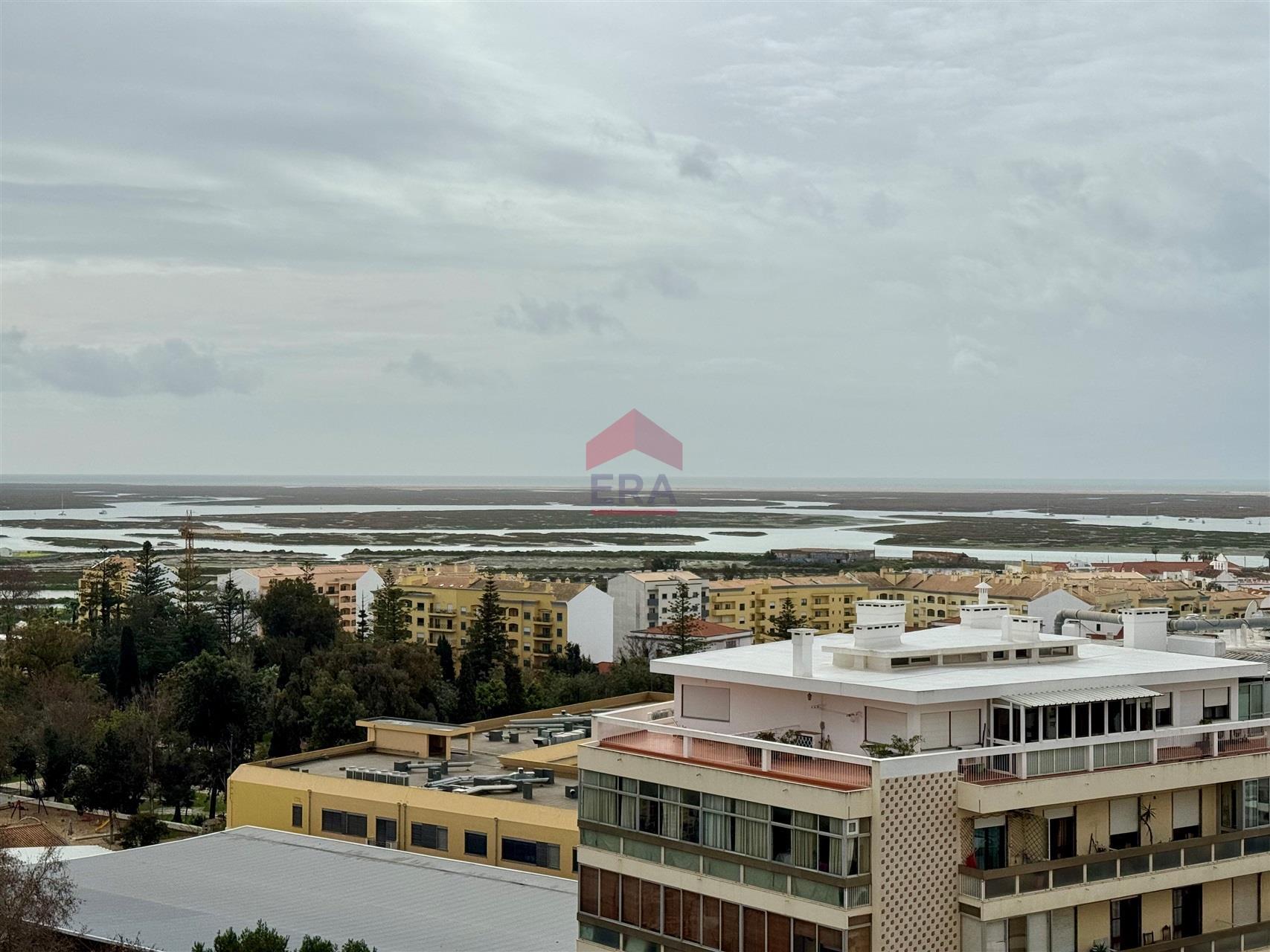 Apartamento T4 Venda em Faro (Sé e São Pedro),Faro