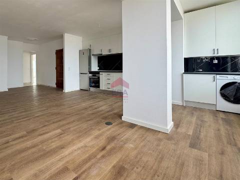 Apartamento T4 Venda em Faro (Sé e São Pedro),Faro