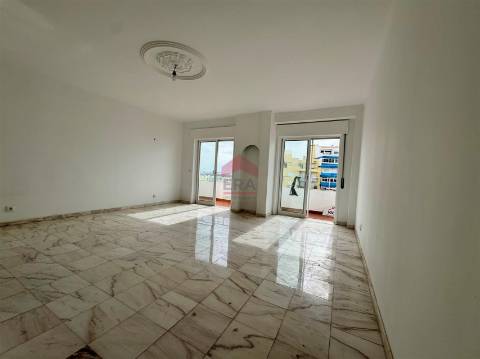 Apartamento T4 Venda em Faro (Sé e São Pedro),Faro