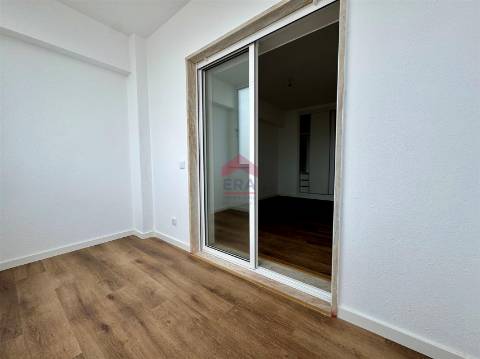 Apartamento T4 Venda em Faro (Sé e São Pedro),Faro