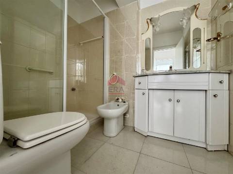 Apartamento T4 Venda em Faro (Sé e São Pedro),Faro