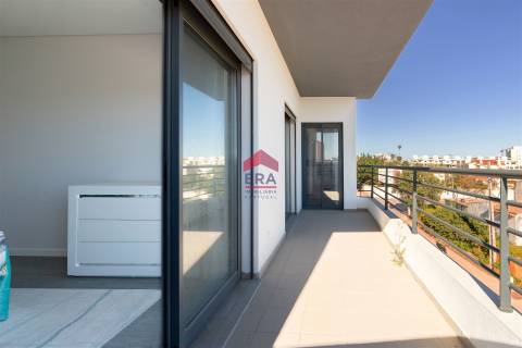 Apartamento T4 Venda em Quelfes,Olhão