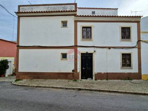 Moradia Geminada T2 Venda em Loulé (São Sebastião),Loulé