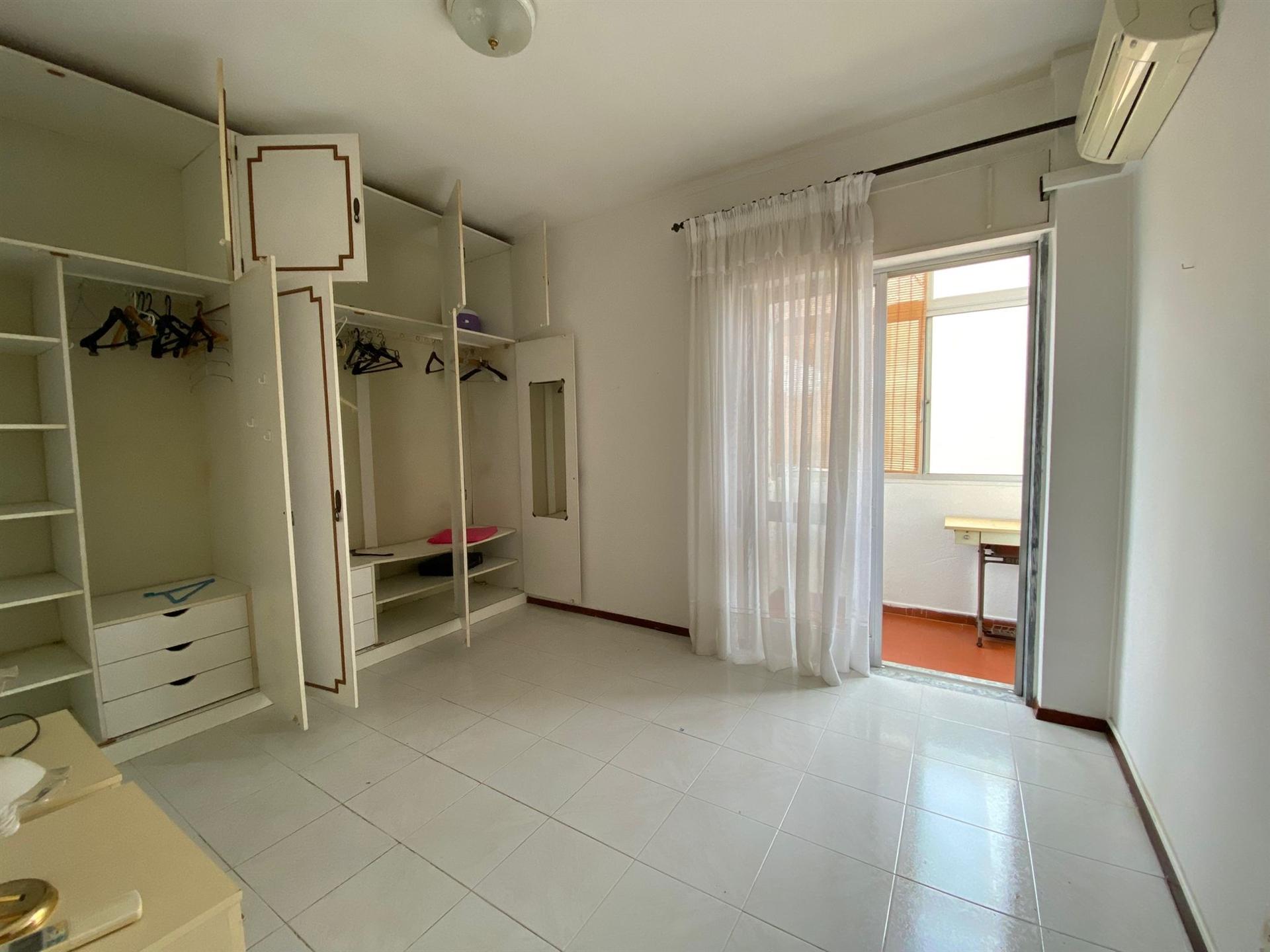 Apartamento T2 Venda em Faro (Sé e São Pedro),Faro