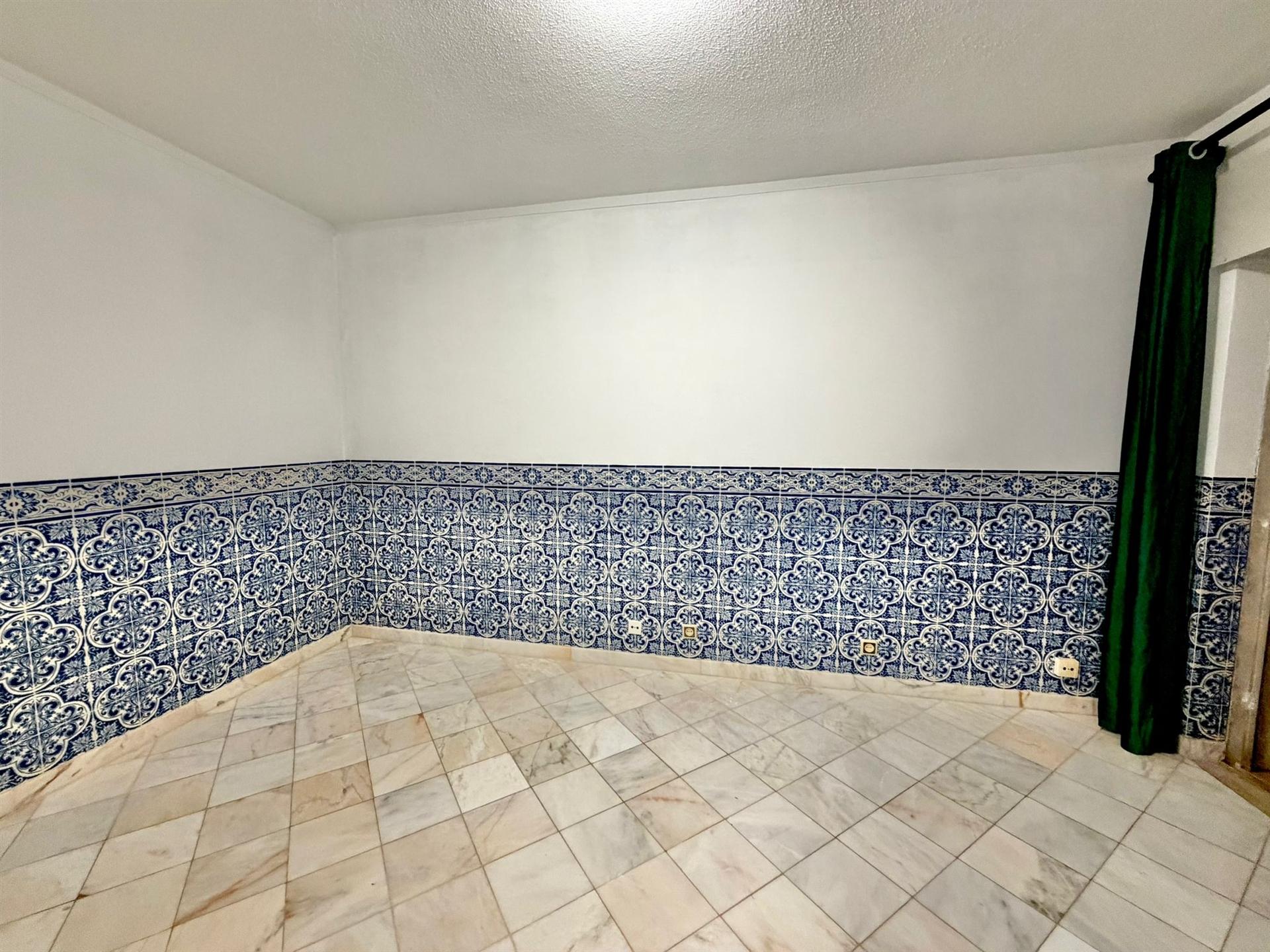 Apartamento T4 Venda em Faro (Sé e São Pedro),Faro