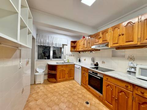 Apartamento T4 Venda em Faro (Sé e São Pedro),Faro