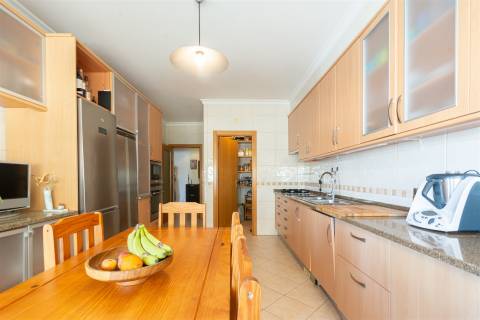 Apartamento T4 Venda em Faro (Sé e São Pedro),Faro