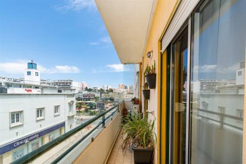 Apartamento T4 Venda em Faro (Sé e São Pedro),Faro