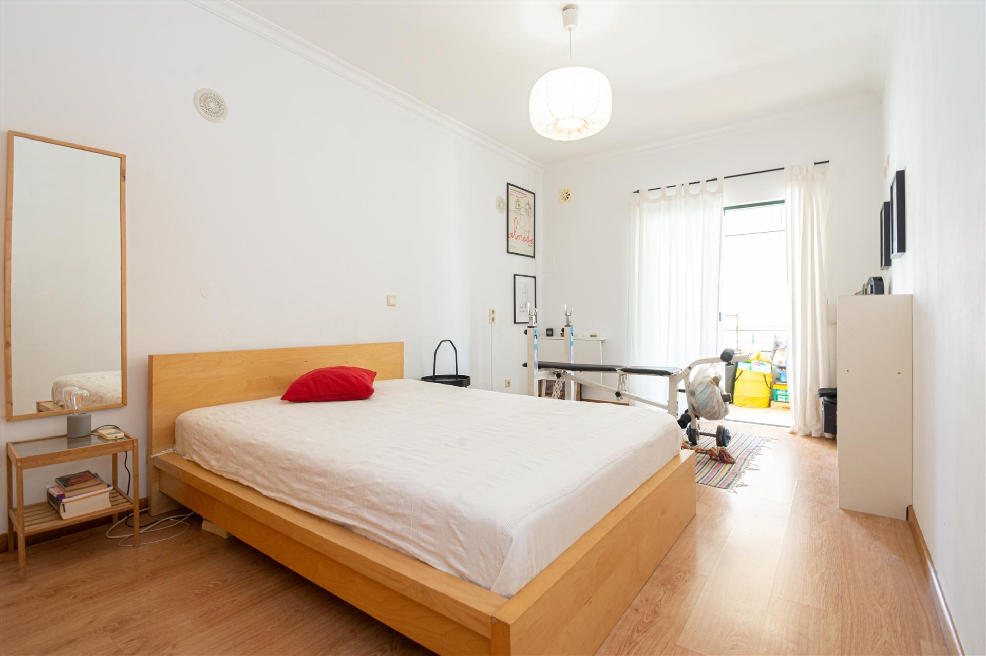 Apartamento T4 Venda em Faro (Sé e São Pedro),Faro