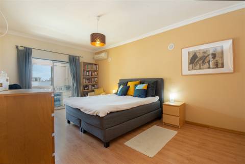 Apartamento T4 Venda em Faro (Sé e São Pedro),Faro