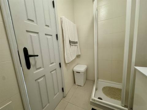 Apartamento T2 Venda em Quarteira,Loulé