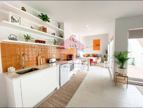 Moradia Geminada T3 Venda em Faro (Sé e São Pedro),Faro