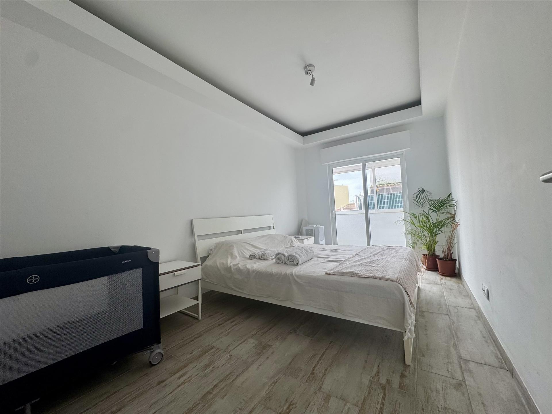 Apartamento T2 Venda em Quarteira,Loulé