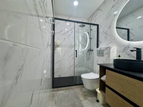 Apartamento T2 Venda em Quarteira,Loulé