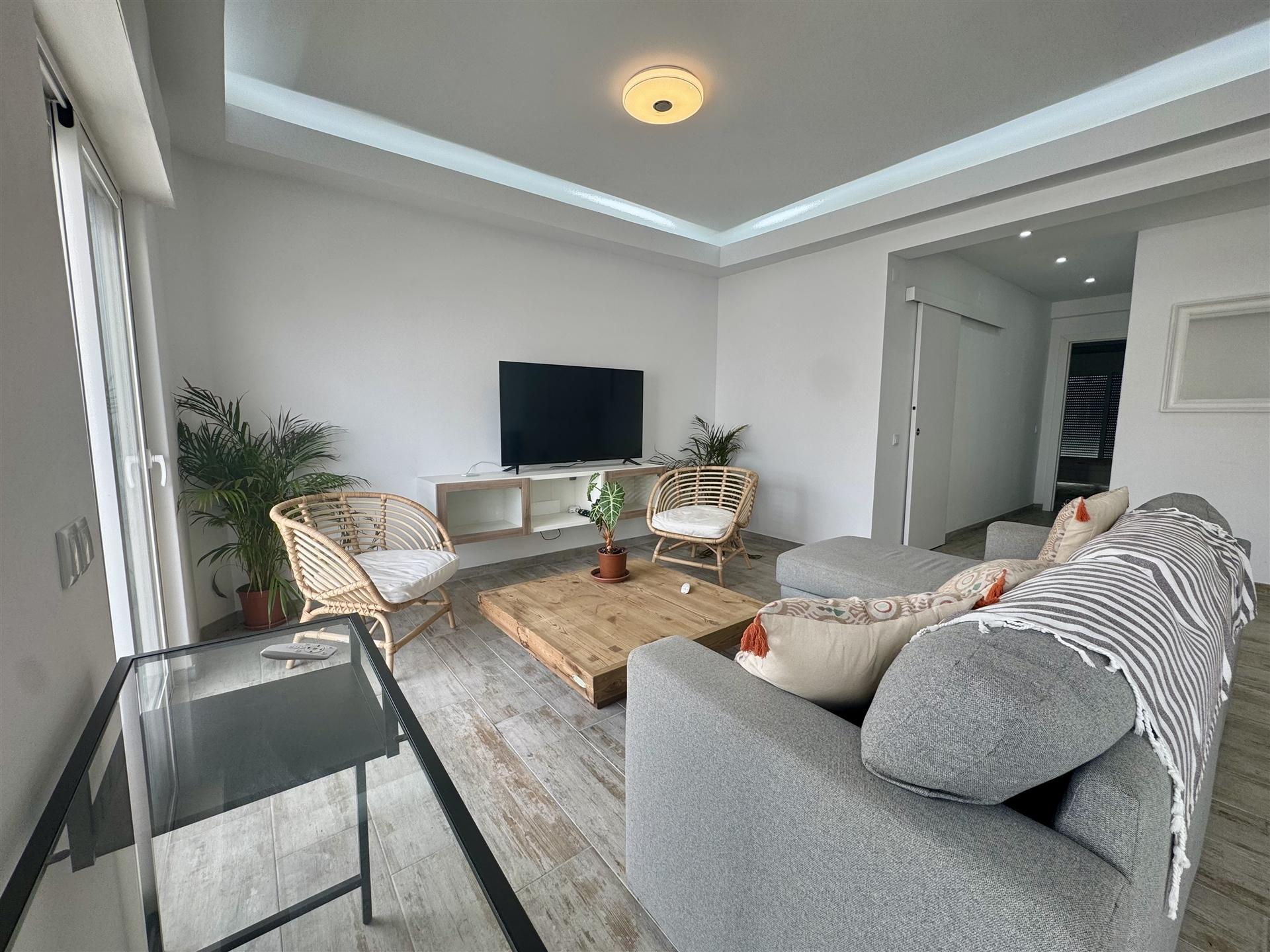 Apartamento T2 Venda em Quarteira,Loulé