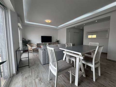 Apartamento T2 Venda em Quarteira,Loulé