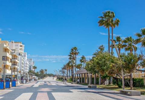 Armazém  Venda em Quarteira,Loulé