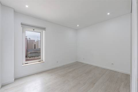 Apartamento T3 Venda em Faro (Sé e São Pedro),Faro