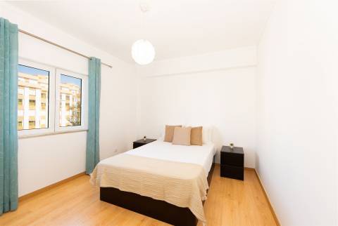 Apartamento T2 Venda em Quarteira,Loulé