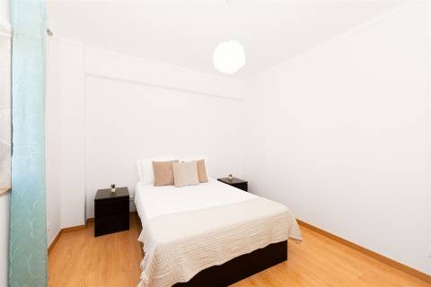 Apartamento T2 Venda em Quarteira,Loulé